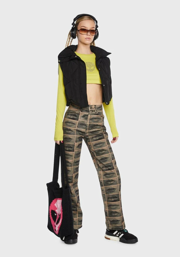 Flash Sale 🔥 The Ragged Priest Tops Alien Cropped Tee 🌟 6 The Ragged Priest Tops Alien Cropped Tee