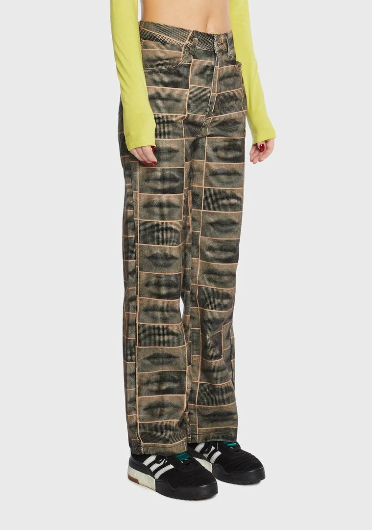 Brand new 🔥 The Ragged Priest Boyfriend 👖 Jeans Hearsay Graphic Pants ⭐ 4 The Ragged Priest Boyfriend Jeans Hearsay Graphic Pants